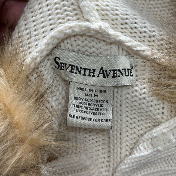 Y2K Faux Fur Trim Hooded Cardigan Sweater Jacket Medium Cream Cable Knit Gilmore - Picture 12 of 13
